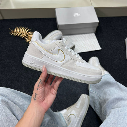 Air Force 1 Premium Areia Brilhante