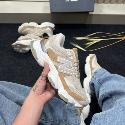 New Balance 9060 Bege Caramelo