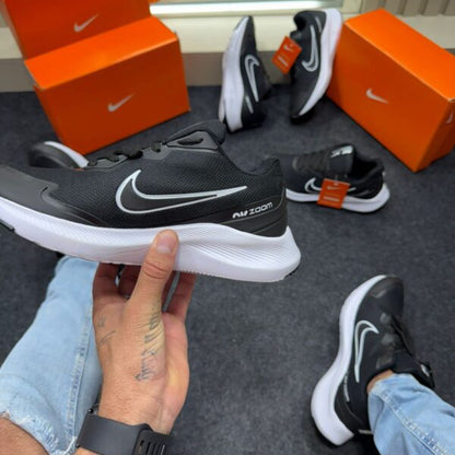 Nike Zoom 04 Preto e Branco