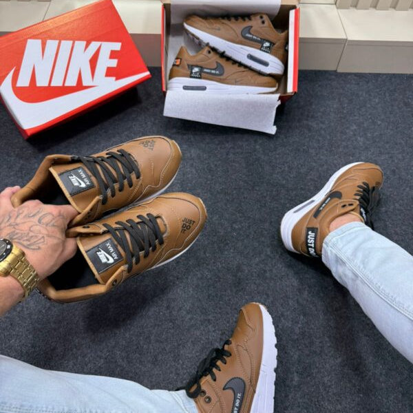 Nike Air Max 90 Caramelo