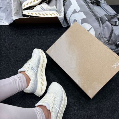 Oncloud Max Off White Nude