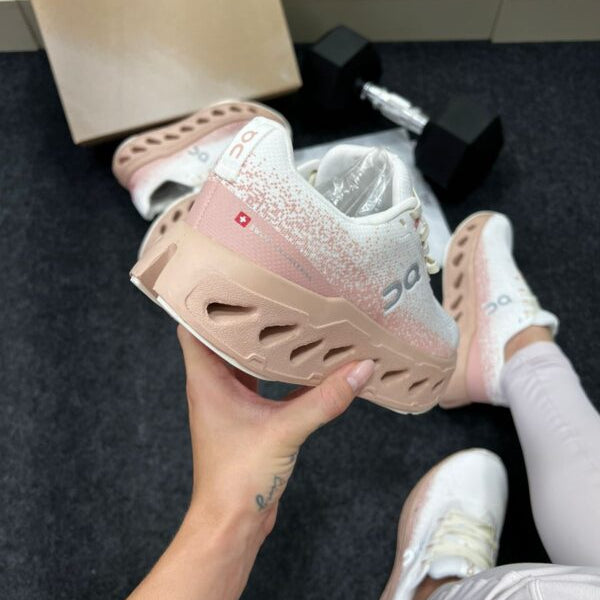 Oncloud Max Off White Rose