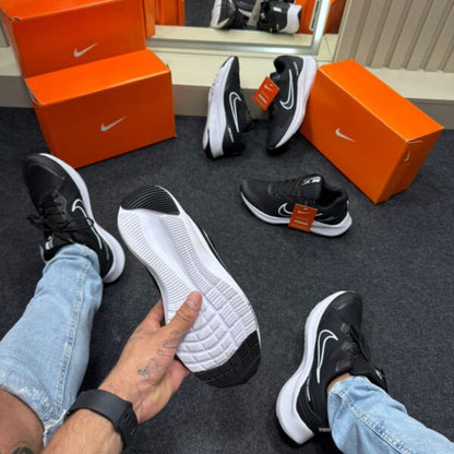 Nike Zoom 04 Preto e Branco