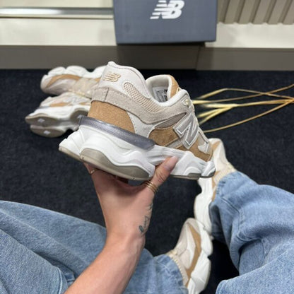New Balance 9060 Bege Caramelo
