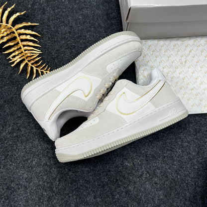Air Force 1 Premium Areia Brilhante