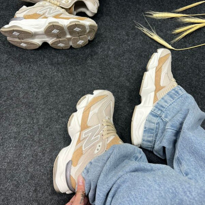 New Balance 9060 Bege Caramelo