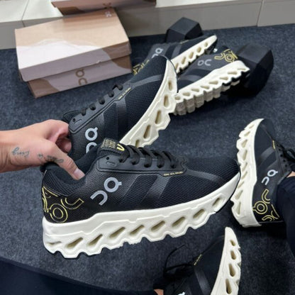 Oncloud Primeira Linha Preto Off White