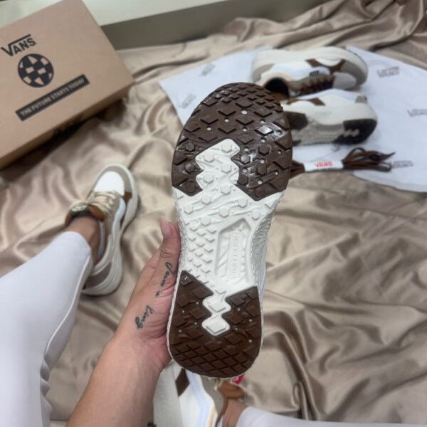 Vans Neo Ultra Range Bege e Caramelo